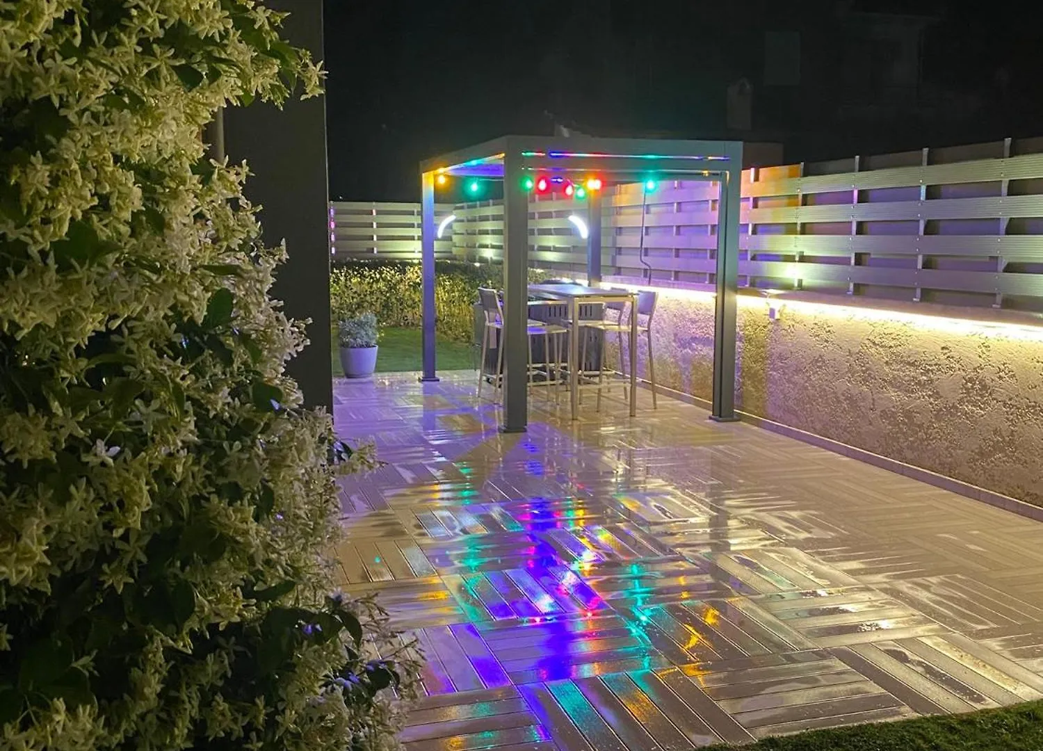 Villa Eli - Luxury Nature Getaway - Strategically Located For Beach Exploration - Onsite Power For Electric Vehicle Fourka